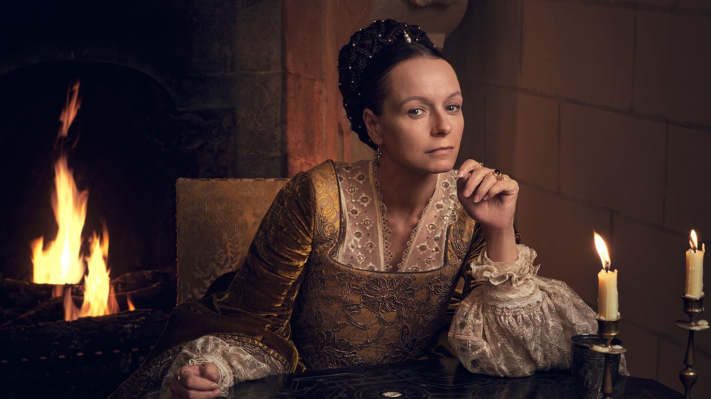 Samantha Morton as Catherine de Medici in "The Serpent Queen."