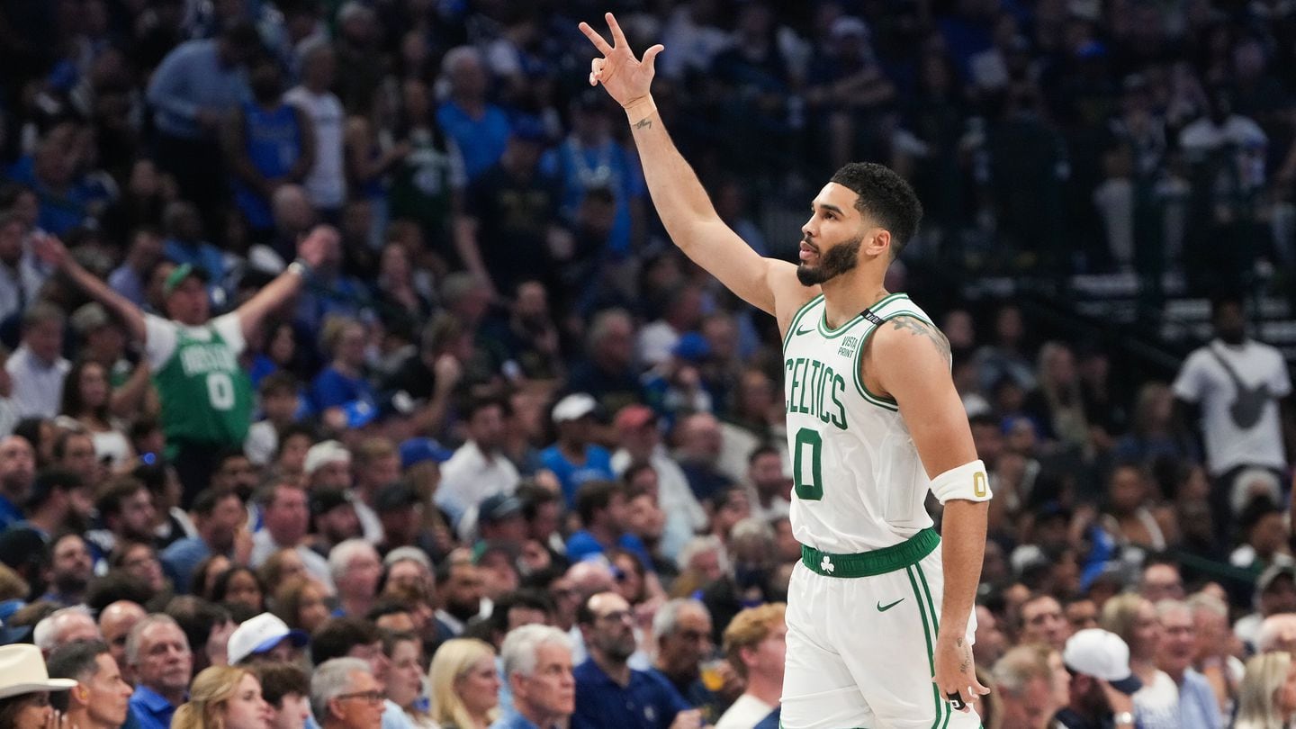 Jayson Tatum led the Celtics with 31 points in Game 3.