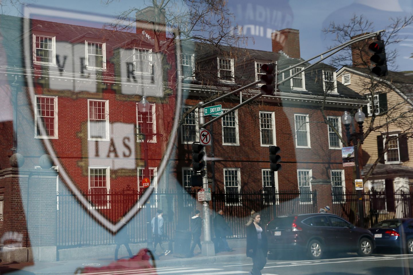 A dean's op-ed proposing discipline for some kinds of faculty speech provoked a backlash at Harvard this week.