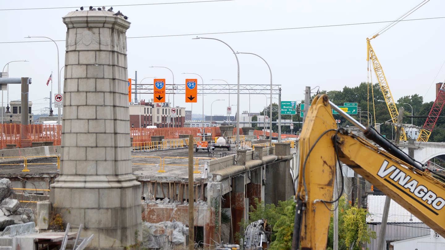 Demolition of the Washington Bridge will resume Tuesday after being paused for legal reasons on Sept. 17.