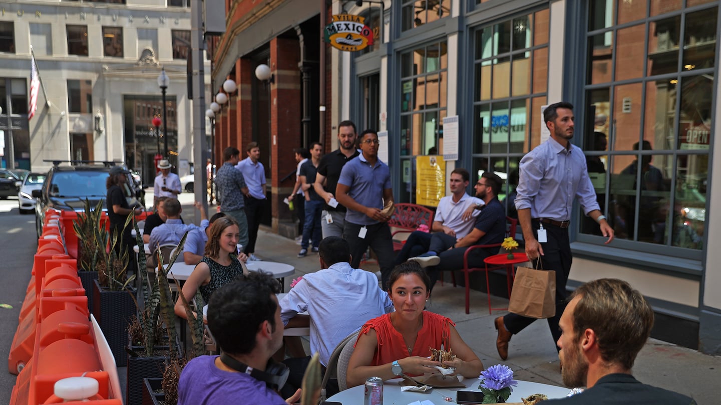 Lunch at some of the Water Street restaurants in Boston in 2022.