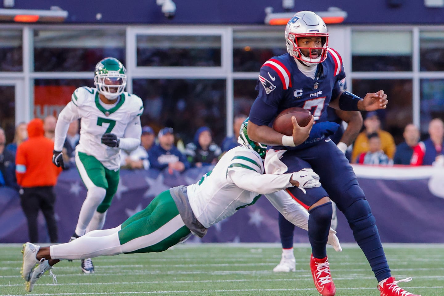 Jacoby Brissett came on in relief of an injured Drake Maye and led his seventh career game-winning drive in the fourth quarter.