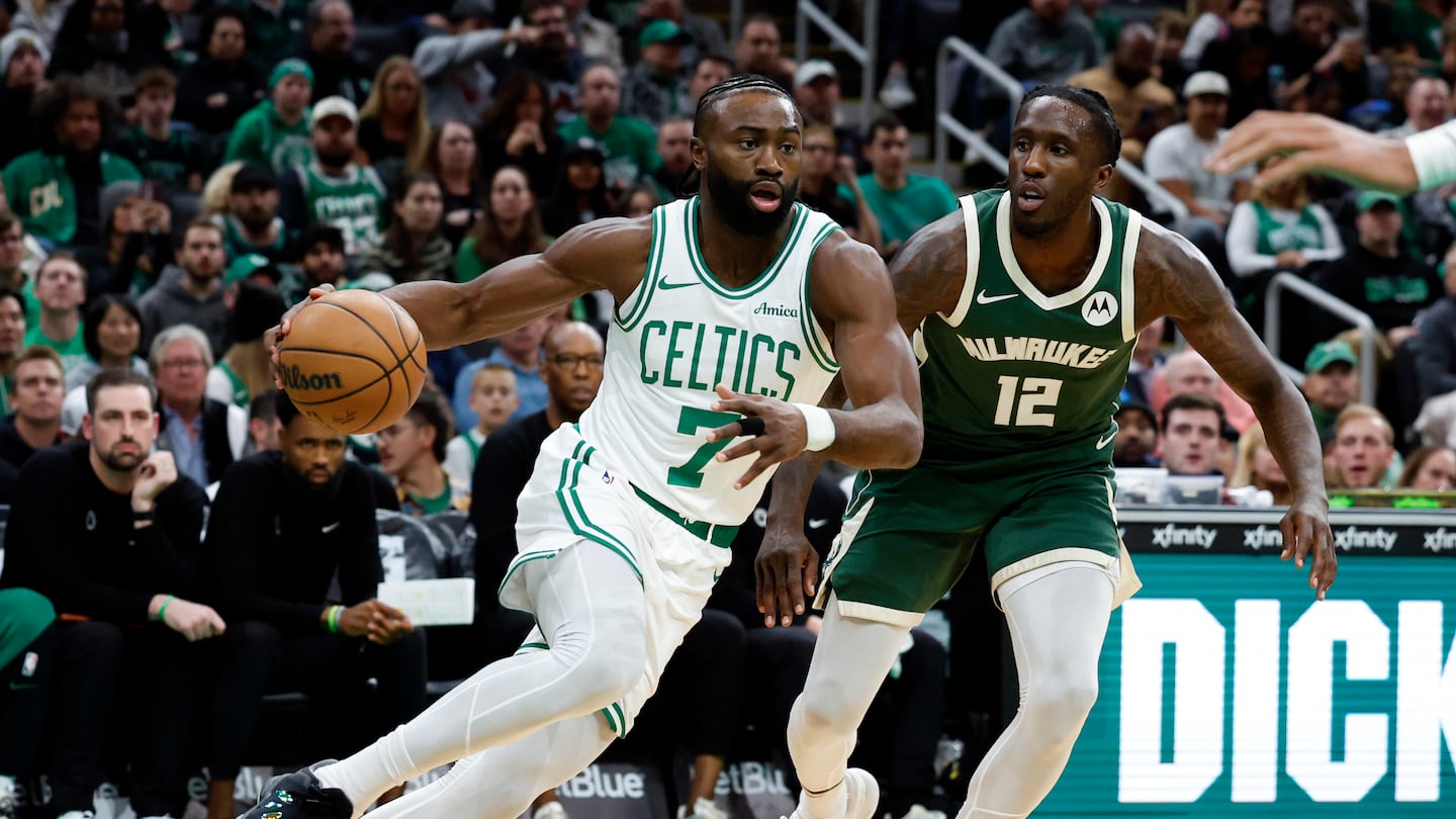 Jaylen Brown (30 points) and the Celtics blew by Taurean Prince's Bucks with a strong performance after halftime.