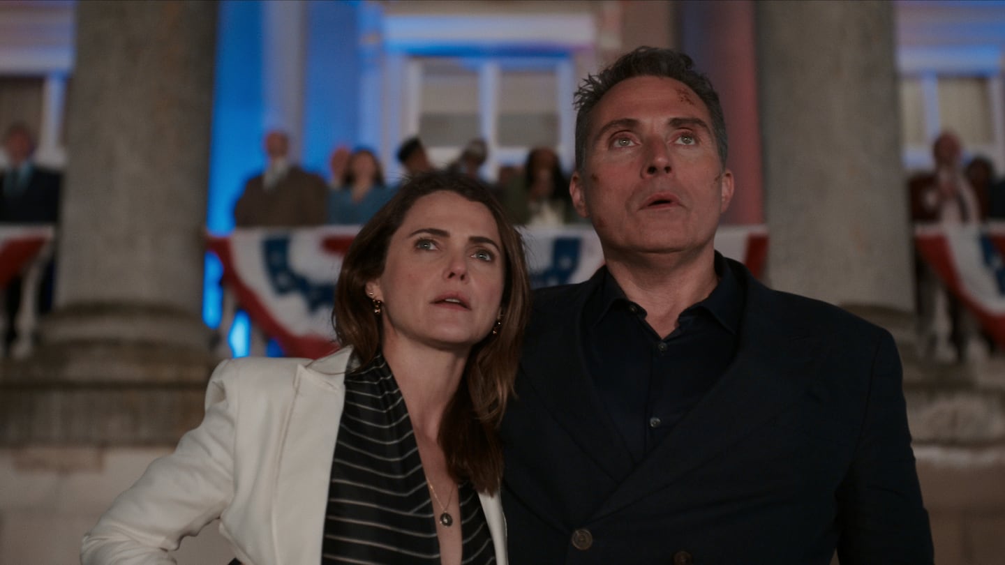 Keri Russell and Rufus Sewell in "The Diplomat."