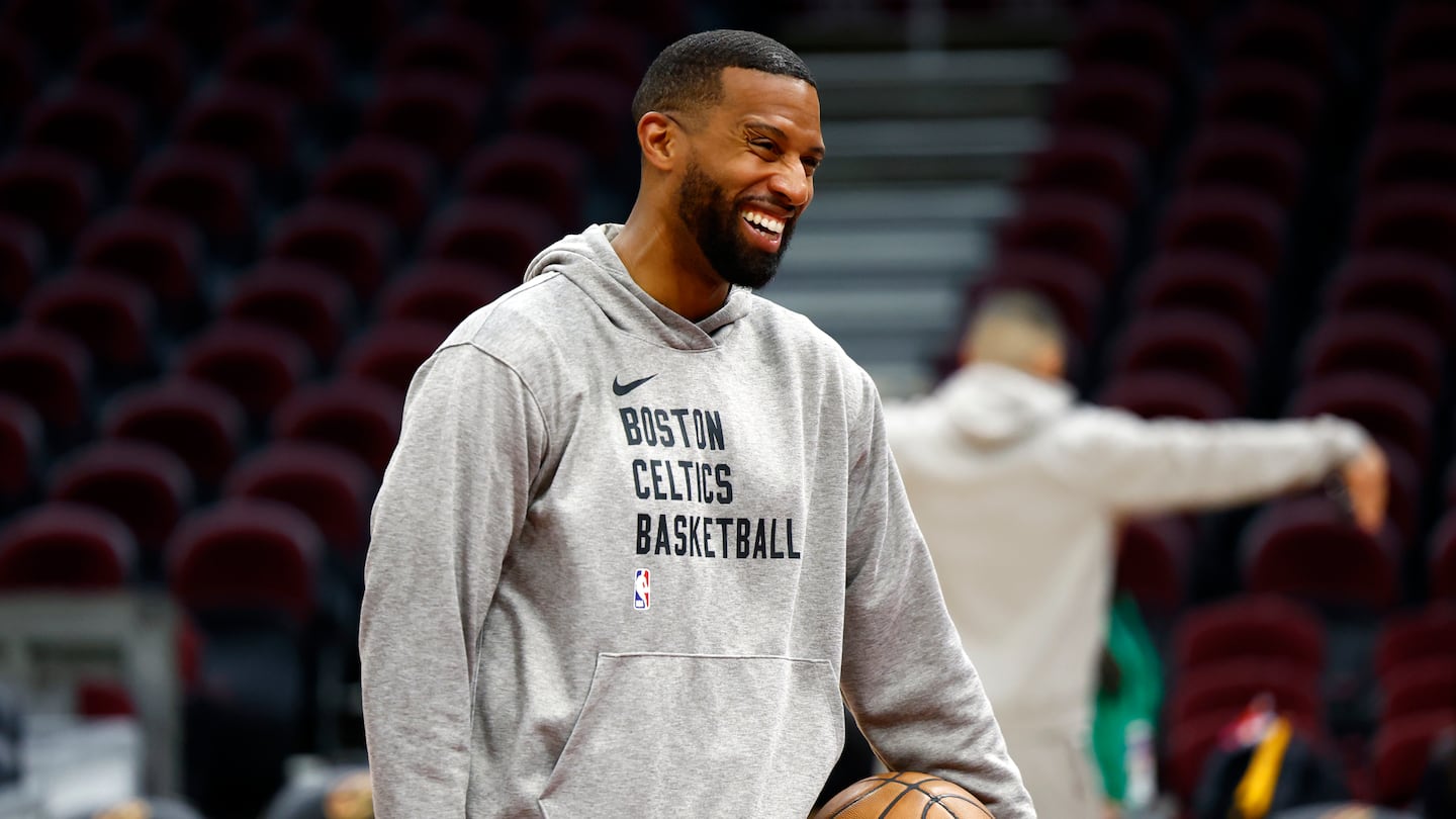 After just one year serving as Joe Mazzulla's assistant in Boston, helping the Celtics to the NBA title, Charles Lee departed to take the head coaching job in Charlotte. 