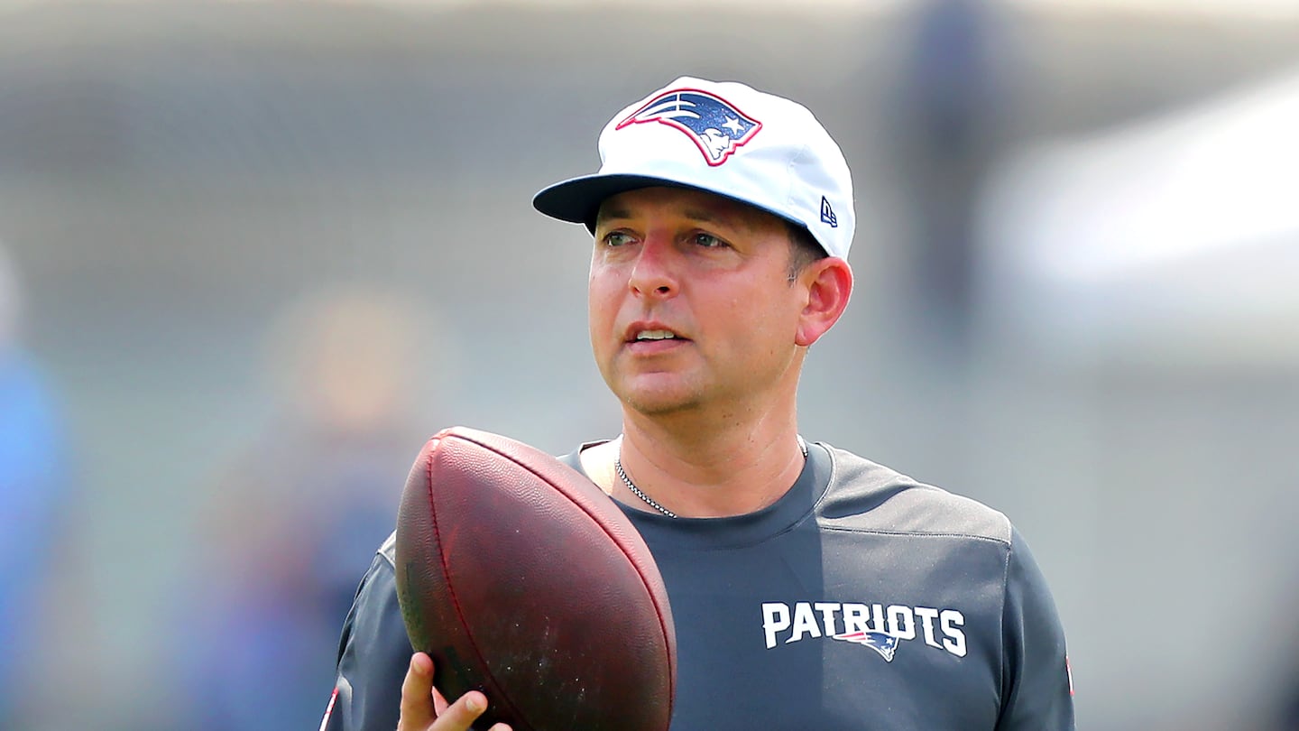 How will Eliot Wolf and the Patriots approach the trade deadline?