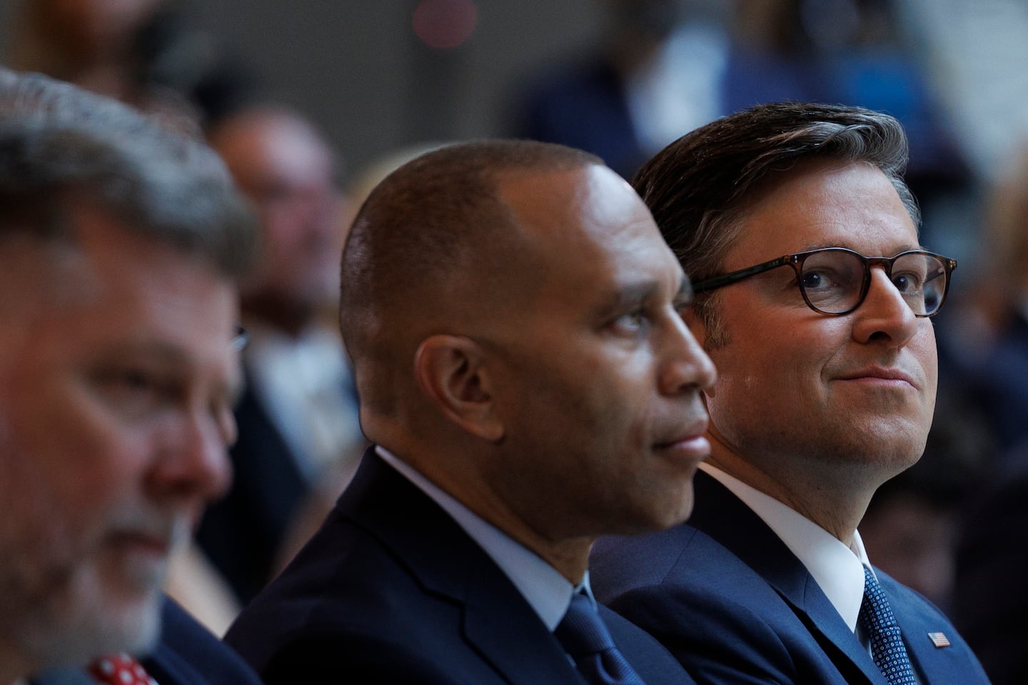 House Minority Leader Hakeem Jeffries (D-New York) and House Speaker Mike Johnson (R-Louisiana) at the Capitol last month. MUST CREDIT: Tom Brenner for The Washington Post