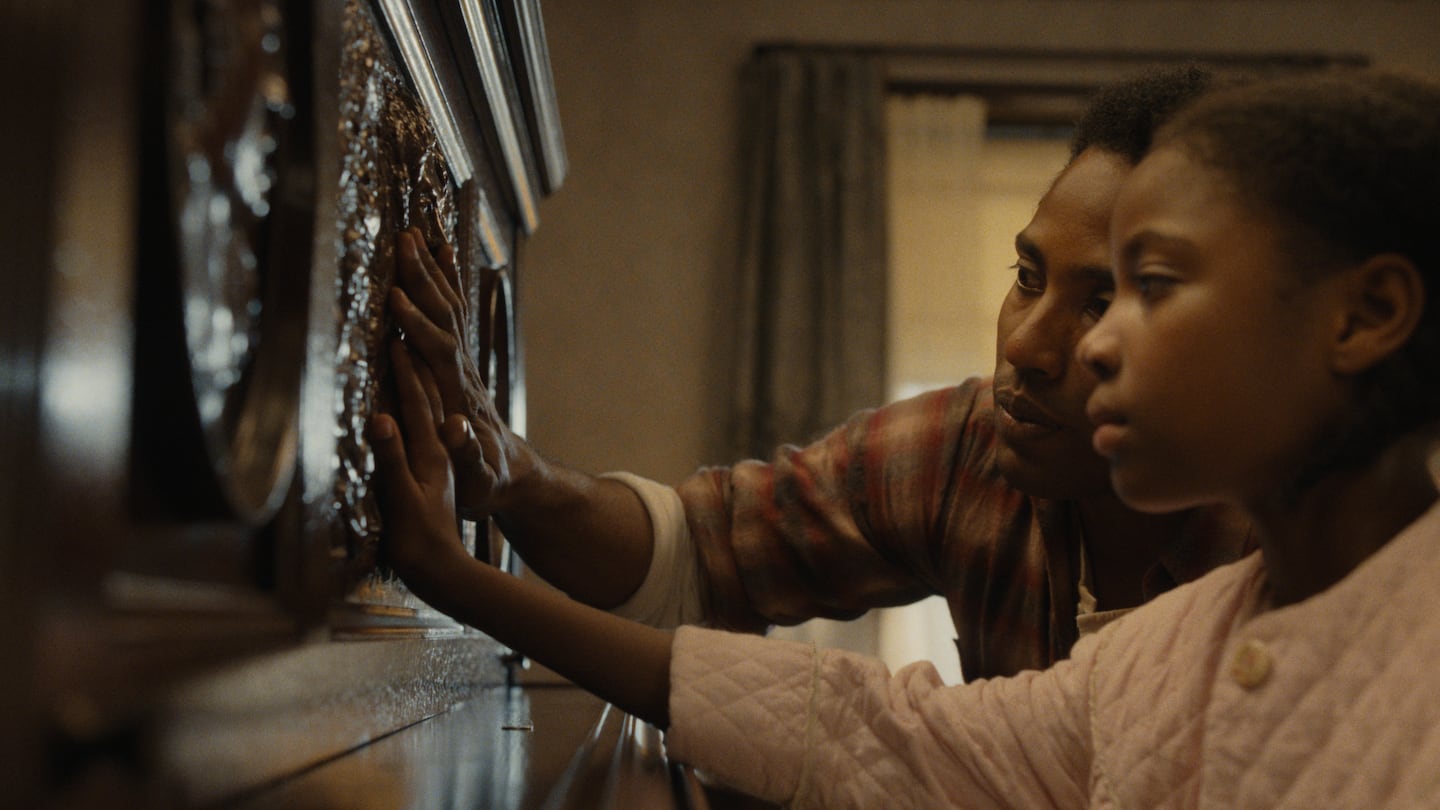 John David Washington and Skylar Smith in "The Piano Lesson."