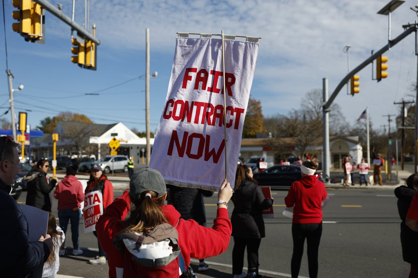 On Sunday, members of the Beverly Teachers Association (BTA) rallied for a new contract in front of Henry’s Market.