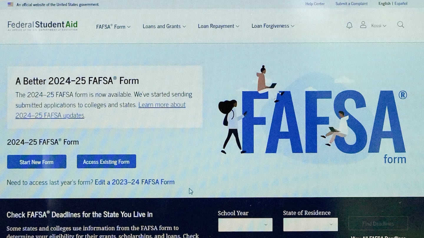 FAFSA website is seen on Adjovi Golo's laptop at DePaul University in Chicago, Aug. 28, 2024. 