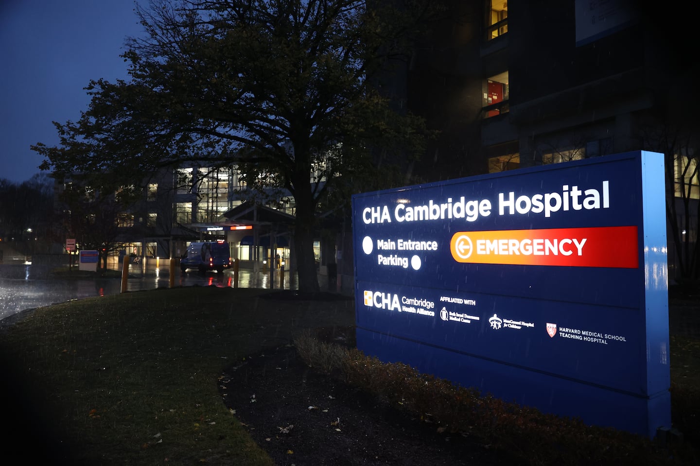 A view of CHA Cambridge Hospital.