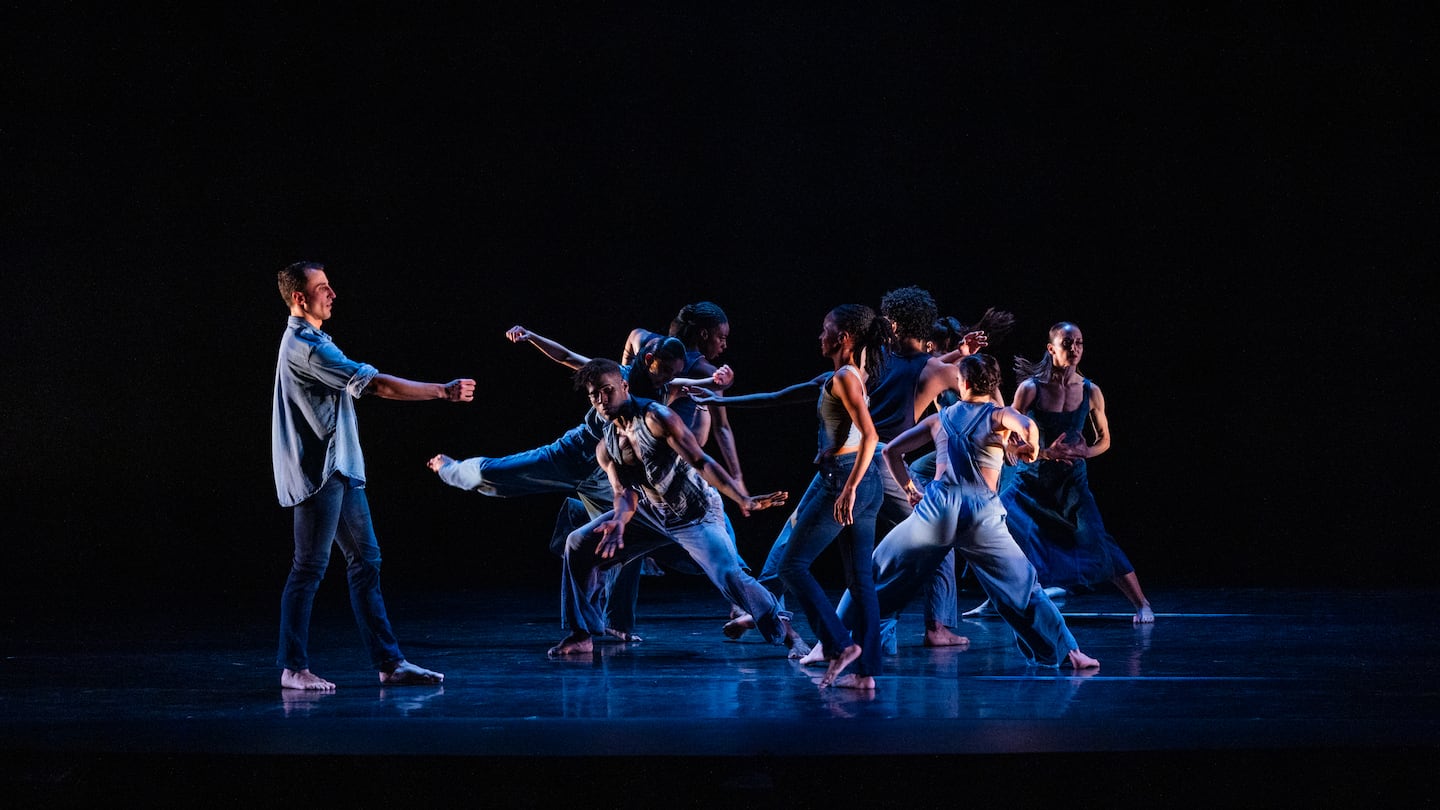 Martha Graham Dance Company in Jamar Roberts' "We The People"