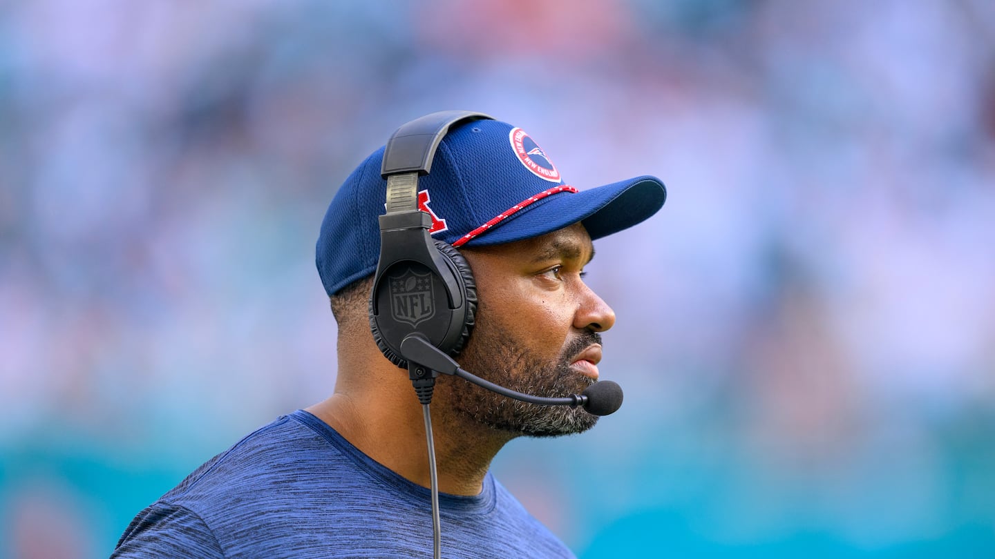 Jerod Mayo watches from the sidelines during the Patriots' 34-15 loss to Miami on Sunday.