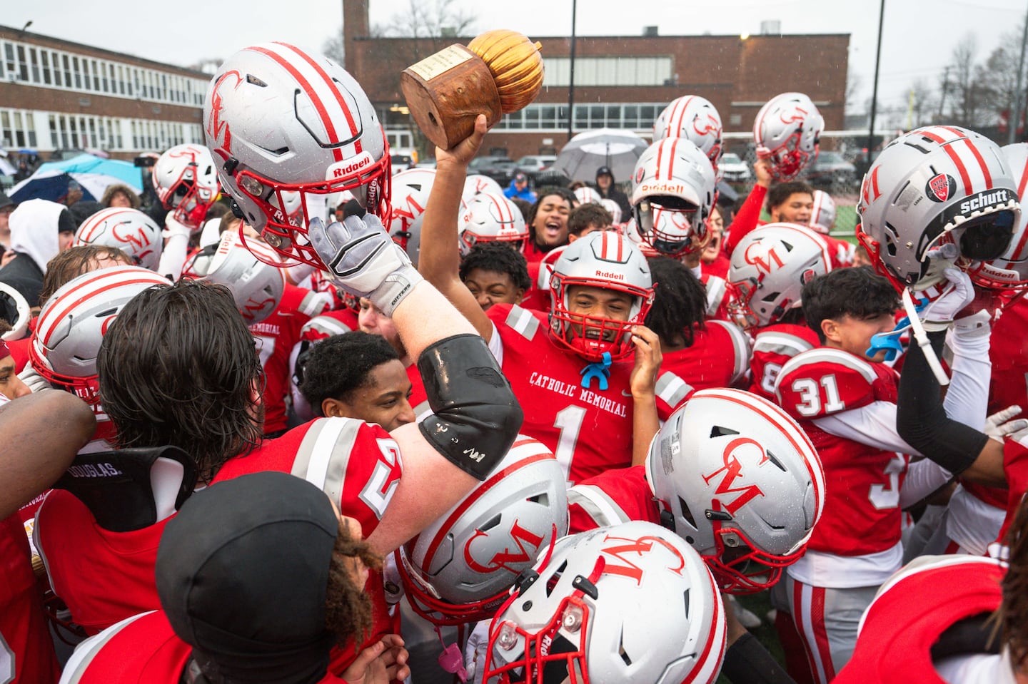 Senior Mekhi Dodd (center) and Catholic Memorial defeated BC High on Thursday.