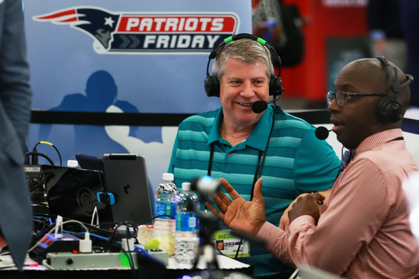 Dale Arnold (center) worked with Michael Holley (right) in the run up to the Super Bowl in 2017. He was a longtime fixture of Bruins TV broadcasts on NESN.