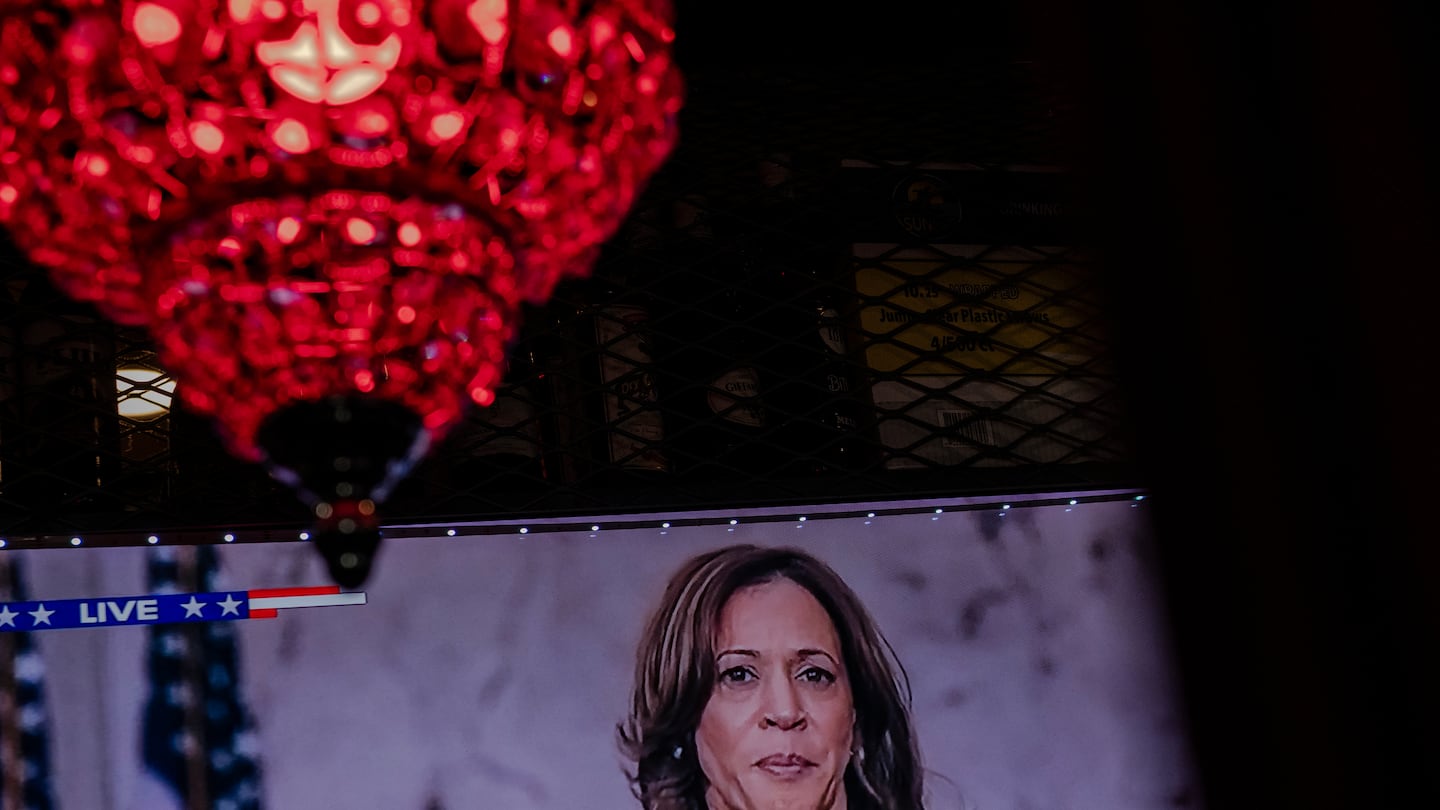 Vice President Kamala Harris delivers a concession speech at the end of her presidential campaign. MUST CREDIT: Kasia Strek for The Washington Post