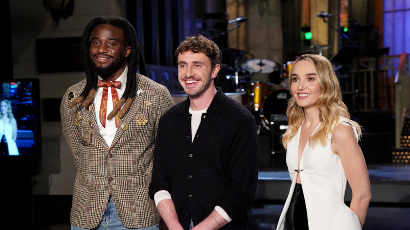 From left: musical guest Shaboozey, host Paul Mescal, and Chloe Fineman during "SNL" Promos in Studio 8H on Thursday.