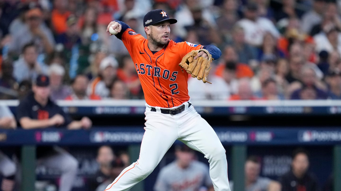 The Red Sox have reportedly turned their attention to Alex Bregman, who could conceivably shift from playing third base to second.