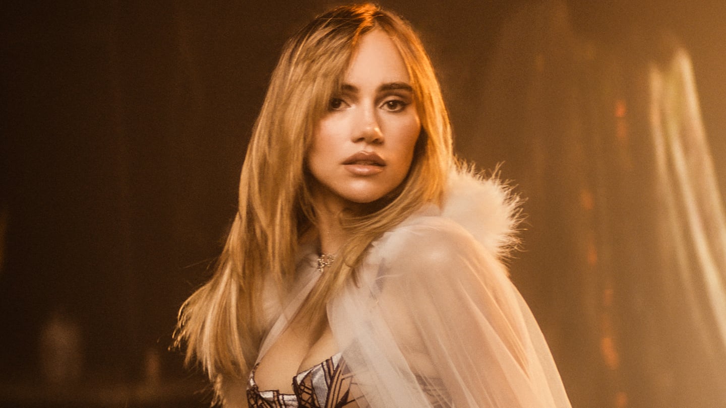 English musician, model, and actress Suki Waterhouse brings indie-pop gems from her September album, "Memoir of a Sparklemuffin," to Roadrunner on Friday.